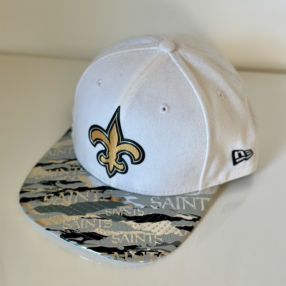 New Era White & Gold New Orleans Saints Fitted Cap with Camo Brim